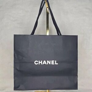CHANEL Gift Bag L8.5"xH7.5"xW3.5